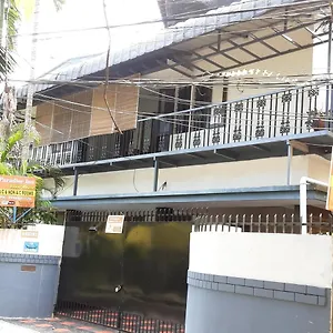 Bed & Breakfast Paradise, Alappuzha